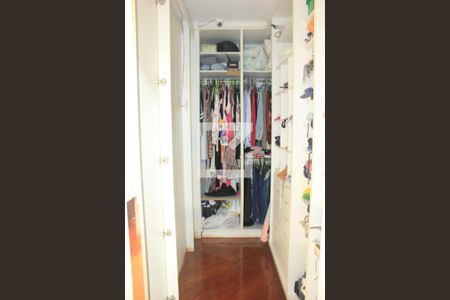 Apartamento à venda com 170m², 3 quartos e 2 vagasCloset da suíte 3