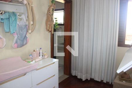 Apartamento à venda com 170m², 3 quartos e 2 vagasSuíte 1