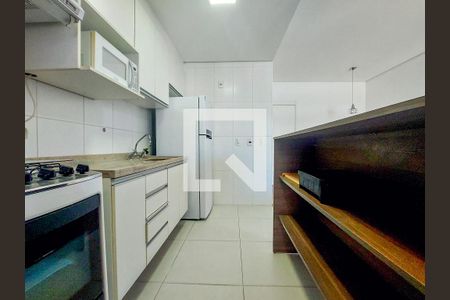 Cozinha de apartamento para alugar com 1 quarto, 53m² em Santo Amaro, São Paulo