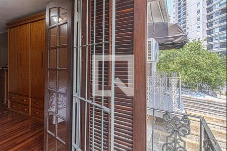 Casa à venda com 172m², 4 quartos e 3 vagas Casa à venda com 172m², 4 quartos e 3 vagasSacada da Suíte 1