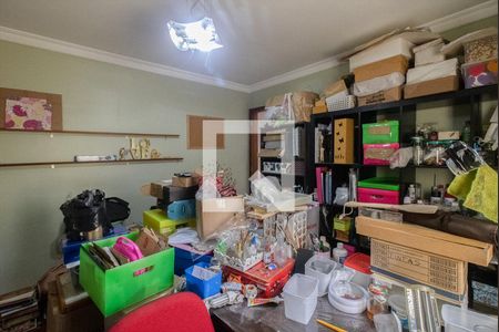 Casa à venda com 172m², 4 quartos e 3 vagas Casa à venda com 172m², 4 quartos e 3 vagasQuarto 2