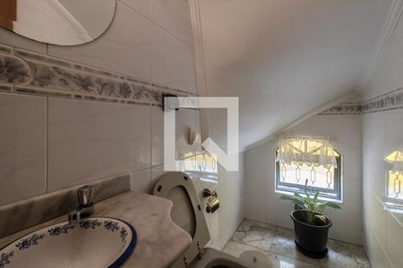 Casa à venda com 172m², 4 quartos e 3 vagas Casa à venda com 172m², 4 quartos e 3 vagasLavabo