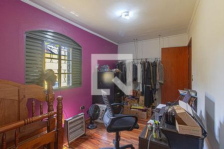 Casa à venda com 172m², 4 quartos e 3 vagas Casa à venda com 172m², 4 quartos e 3 vagasQuarto 1