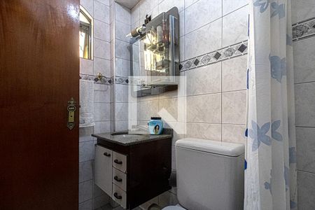 Casa à venda com 172m², 4 quartos e 3 vagas Casa à venda com 172m², 4 quartos e 3 vagasBanheiro de Serviço