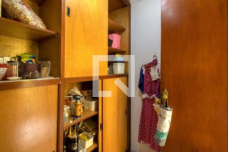 Casa à venda com 172m², 4 quartos e 3 vagas Casa à venda com 172m², 4 quartos e 3 vagasDespensa