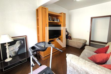 Casa de condomínio à venda com 590m², 4 quartos e 6 vagas Casa de condomínio à venda com 590m², 4 quartos e 6 vagasSala 2