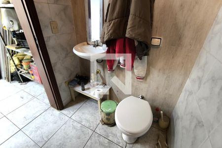 Casa de condomínio à venda com 590m², 4 quartos e 6 vagas Casa de condomínio à venda com 590m², 4 quartos e 6 vagasDepósito