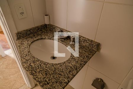 Apartamento para alugar com 85m², 3 quartos e 2 vagasBanheiro Social - Pia