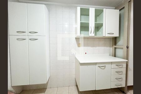 Apartamento para alugar com 64m², 2 quartos e 1 vaga Apartamento para alugar com 64m², 2 quartos e 1 vagaCozinha