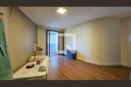 Casa à venda com 714m², 6 quartos e 4 vagas Casa à venda com 714m², 6 quartos e 4 vagasSuite 2