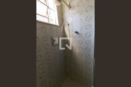 Apartamento à venda com 53m², 2 quartos e 1 vaga Apartamento à venda com 53m², 2 quartos e 1 vagaBanheiro