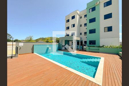 Apartamento para alugar com 80m², 2 quartos e 1 vagaÁrea comum - Piscina
