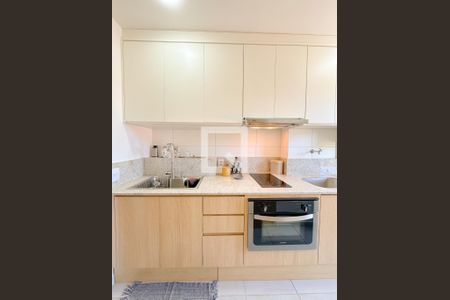 Apartamento para alugar com 80m², 2 quartos e 1 vagaDetalhe da cozinha