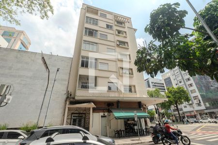 Apartamento à venda com 78m², 2 quartos e sem vaga Apartamento à venda com 78m², 2 quartos e sem vagaFachada