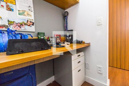 Apartamento à venda com 105m², 3 quartos e 2 vagasEscritório