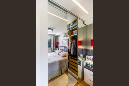 Apartamento à venda com 105m², 3 quartos e 2 vagasCloset da suíte