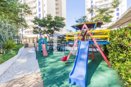 Apartamento à venda com 105m², 3 quartos e 2 vagasÁrea comum - Playground