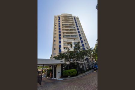 Apartamento à venda com 105m², 3 quartos e 2 vagasFachada