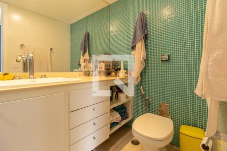 Apartamento à venda com 111m², 3 quartos e 2 vagasBanheiro da Suíte