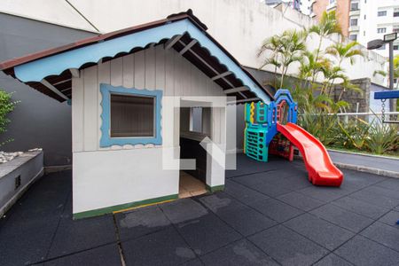 Apartamento à venda com 111m², 3 quartos e 2 vagasÁrea comum - Playground