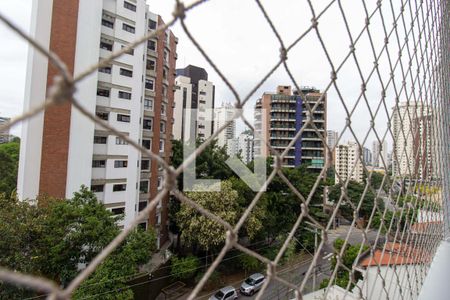 Apartamento à venda com 111m², 3 quartos e 2 vagasVaranda da Suíte - Vista