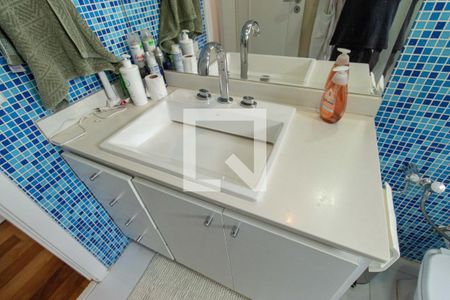 Apartamento à venda com 111m², 3 quartos e 2 vagasBanheiro