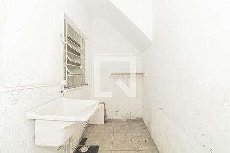 Casa à venda com 250m², 1 quarto e 2 vagasLavanderia