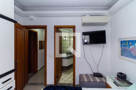 Apartamento para alugar com 197m², 4 quartos e 3 vagas Apartamento para alugar com 197m², 4 quartos e 3 vagasQuarto 4 - Suíte 3