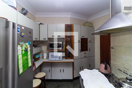 Apartamento para alugar com 197m², 4 quartos e 3 vagas Apartamento para alugar com 197m², 4 quartos e 3 vagasCozinha