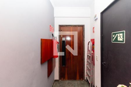 Apartamento para alugar com 197m², 4 quartos e 3 vagas Apartamento para alugar com 197m², 4 quartos e 3 vagasEntrada de Serviço