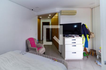 Apartamento para alugar com 197m², 4 quartos e 3 vagas Apartamento para alugar com 197m², 4 quartos e 3 vagasQuarto 2 - Suíte 1