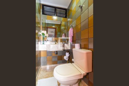 Apartamento para alugar com 197m², 4 quartos e 3 vagas Apartamento para alugar com 197m², 4 quartos e 3 vagasBanheiro 4