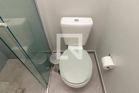 Banheiro de kitnet/studio à venda com 1 quarto, 22m² em Centro Histórico de São Paulo, São Paulo