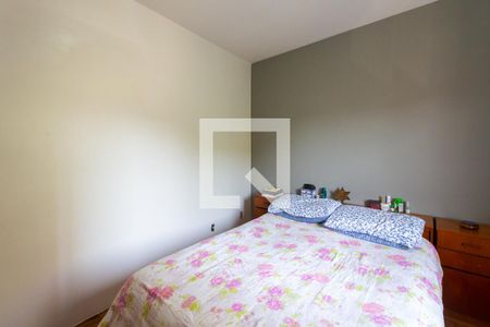 Apartamento à venda com 75m², 3 quartos e 2 vagasQuarto 2