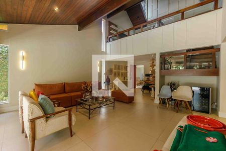 Sala de casa de condomínio à venda com 4 quartos, 505m² em Barra da Tijuca, Rio de Janeiro