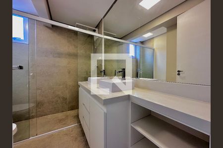 Apartamento à venda com 96m², 2 quartos e 1 vaga Apartamento à venda com 96m², 2 quartos e 1 vagaBanheiro Suíte 2