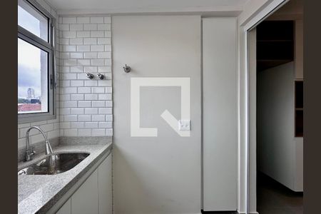 Apartamento à venda com 96m², 2 quartos e 1 vaga Apartamento à venda com 96m², 2 quartos e 1 vagaÁrea de Serviço