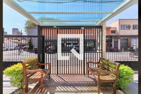 Apartamento à venda com 96m², 2 quartos e 1 vaga Apartamento à venda com 96m², 2 quartos e 1 vagaEntrada