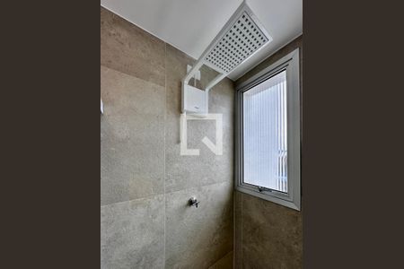 Apartamento à venda com 96m², 2 quartos e 1 vaga Apartamento à venda com 96m², 2 quartos e 1 vagaBanheiro Suíte 1