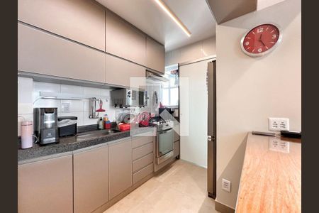 Cozinha de apartamento à venda com 2 quartos, 75m² em Prado, Belo Horizonte