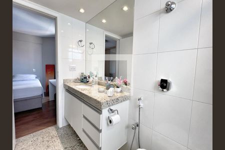 Banheiro do Quarto 1 de apartamento à venda com 2 quartos, 75m² em Prado, Belo Horizonte