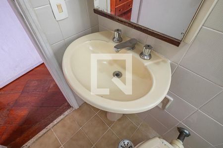 Apartamento à venda com 72m², 2 quartos e 1 vaga Apartamento à venda com 72m², 2 quartos e 1 vagaSuíte - Banheiro