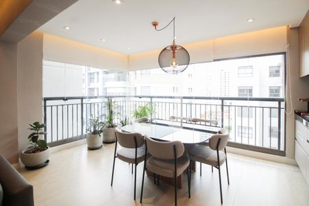 Sala de apartamento à venda com 3 quartos, 130m² em Mooca, São Paulo