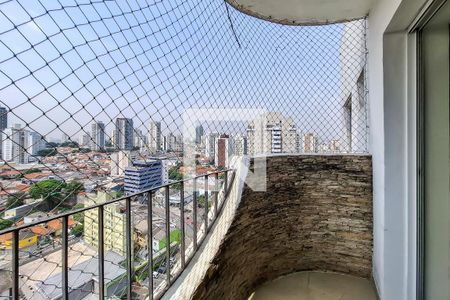 Apartamento para alugar com 180m², 3 quartos e 1 vagaSacada