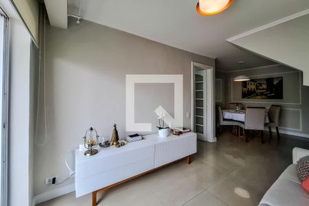 Sala de Estar de apartamento para alugar com 3 quartos, 180m² em Vila Firmiano Pinto, São Paulo