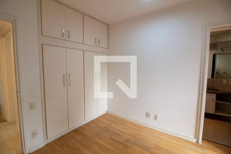 Apartamento à venda com 198m², 4 quartos e 3 vagasSuíte 2