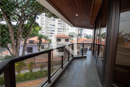 Apartamento à venda com 198m², 4 quartos e 3 vagasTerraço