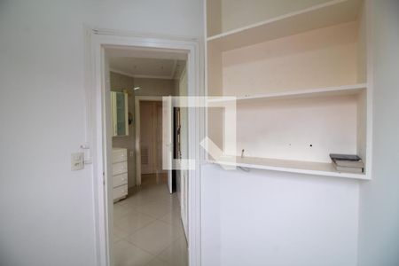 Apartamento à venda com 198m², 4 quartos e 3 vagasQuarto de Serviço