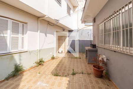 Casa à venda com 179m², 4 quartos e 4 vagas Casa à venda com 179m², 4 quartos e 4 vagasÁrea comum