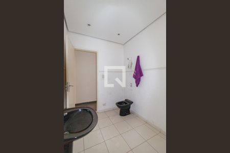 Casa à venda com 179m², 4 quartos e 4 vagas Casa à venda com 179m², 4 quartos e 4 vagasBanheiro 1